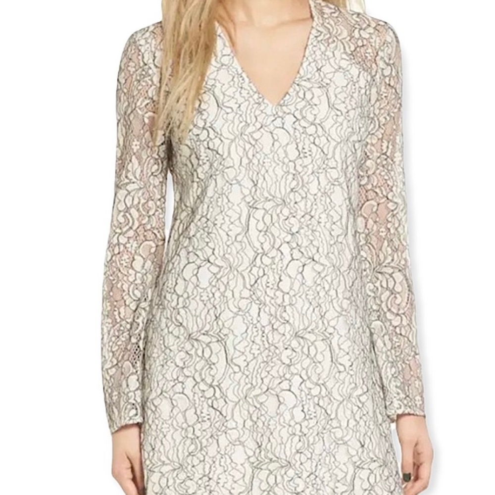 NWOT WAYF Cream Lace Dress with Detailed Black Outline Trim Fully Lined Small - Picture 1 of 8